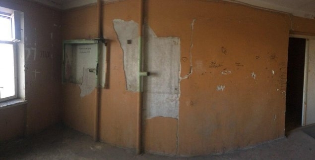 Жители одной из запорожских многоэтажек оказались в ловушке (ФОТО, ВИДЕО) Фото № 3 Жители одной из запорожских многоэтажек оказались в ловушке (ФОТО, ВИДЕО) Фото № 3