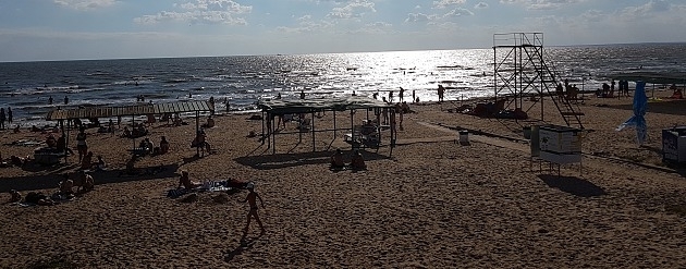 Появилось видео отдыха на бердянской Слободке Фото № 9 Появилось видео отдыха на бердянской Слободке Фото № 9