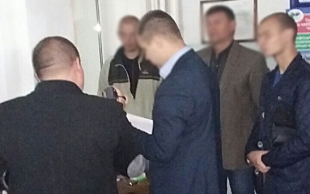 Сотрудник «Запорожьеоблэнерго» лишился 413 тысяч гривен Фото № 0 Сотрудник «Запорожьеоблэнерго» лишился 413 тысяч гривен Фото № 0