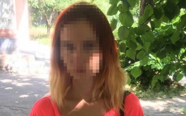 В Запорожье задержали девушку, которая делала В Запорожье задержали девушку, которая делала