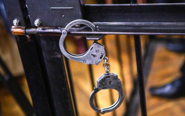 В Запорожье суд отправил педофила под домашний арест Фото № 0 В Запорожье суд отправил педофила под домашний арест Фото № 0
