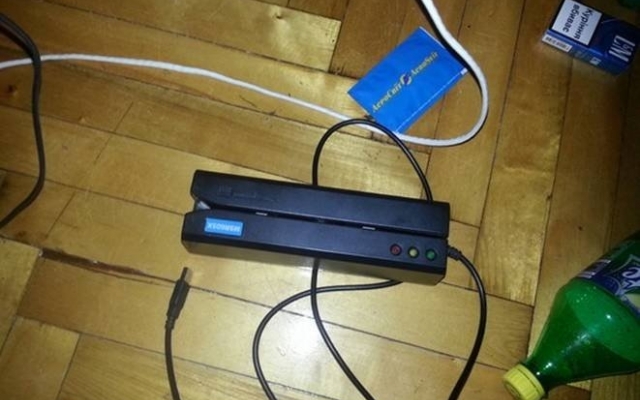 Запорожские полицейские разоблачили конвертационный центр, который действовал с территории Запорожские полицейские разоблачили конвертационный центр, который действовал с территории
