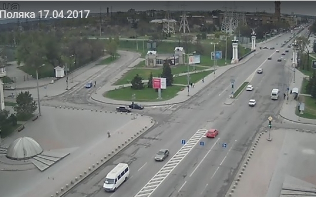 Смотрите: видео серьезного ДТП в центре Запорожья Фото № 0 Смотрите: видео серьезного ДТП в центре Запорожья Фото № 0