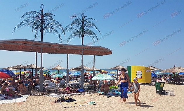 Пляжи Бердянска: море, песок, камни и дамба набережной Фото № 10 Пляжи Бердянска: море, песок, камни и дамба набережной Фото № 10