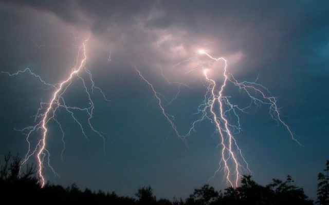 Внимание: Запорожцев предупреждают о резком ухудшении погоды Фото № 0 Внимание: Запорожцев предупреждают о резком ухудшении погоды Фото № 0