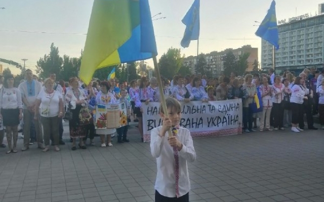 В Запорожье прошел традиционный марш вышиванок (ФОТОРЕПОРТАЖ) Фото № 0 В Запорожье прошел традиционный марш вышиванок (ФОТОРЕПОРТАЖ) Фото № 0