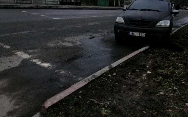 В Запорожской области столкнулись ВАЗ и Киа (ФОТО) Фото № 2 В Запорожской области столкнулись ВАЗ и Киа (ФОТО) Фото № 2