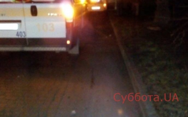 В Запорожье возле АЗС сбили пешехода (ФОТО) Фото № 2 В Запорожье возле АЗС сбили пешехода (ФОТО) Фото № 2