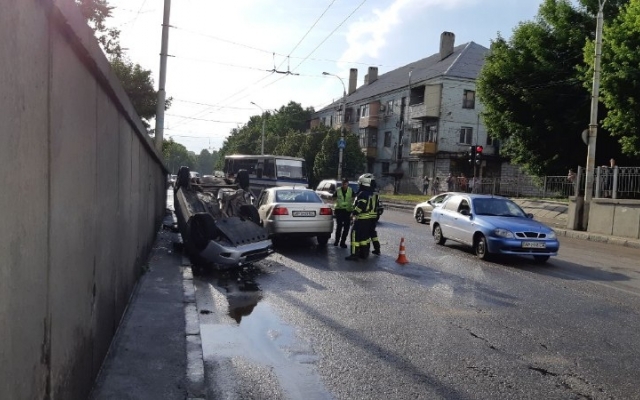 Возле запорожского автовокзала произошло серьезное ДТП (ФОТО) Фото № 0 Возле запорожского автовокзала произошло серьезное ДТП (ФОТО) Фото № 0