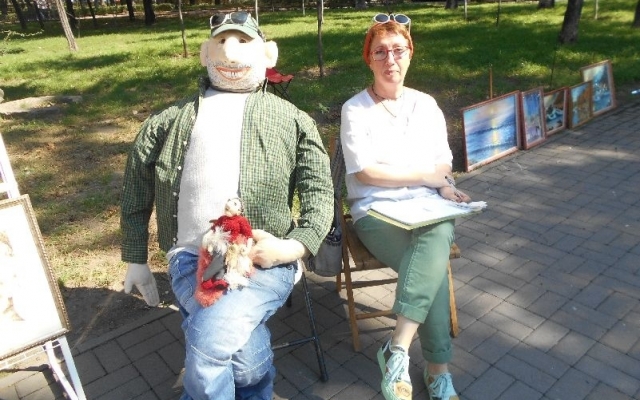 Запорожанка сшила себе мужа (ФОТО) Фото № 0 Запорожанка сшила себе мужа (ФОТО) Фото № 0
