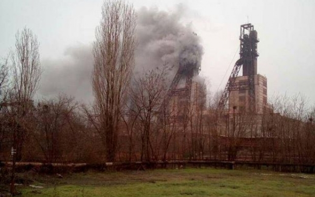 В сети появилось видео грандиозного пожара на Запорожском железорудном комбинате Фото № 0 В сети появилось видео грандиозного пожара на Запорожском железорудном комбинате Фото № 0