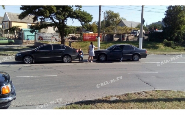 В Запорожской области столкнулись иномарки (ФОТО) Фото № 2 В Запорожской области столкнулись иномарки (ФОТО) Фото № 2