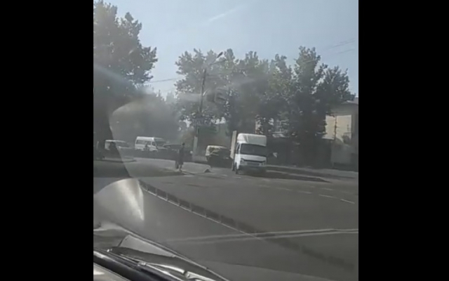 В Запорожской области на ходу горел грузовик (ВИДЕО) Фото № 0 В Запорожской области на ходу горел грузовик (ВИДЕО) Фото № 0