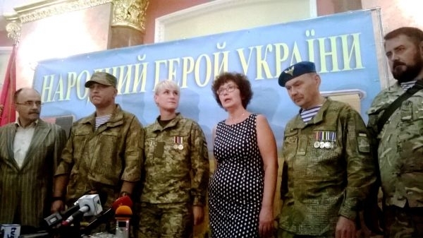 Смотрите: В Запорожье впервые проходит масштабная церемония (ВИДЕО) Фото № 0 Смотрите: В Запорожье впервые проходит масштабная церемония (ВИДЕО) Фото № 0