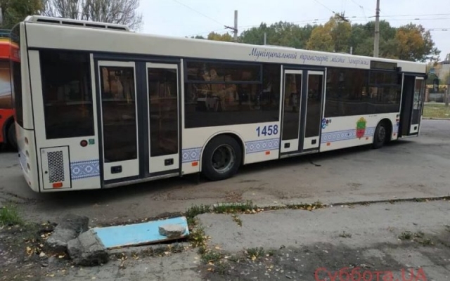 На Космической ДТП с участием автобуса и троллейбуса (ФОТО) Фото № 0 На Космической ДТП с участием автобуса и троллейбуса (ФОТО) Фото № 0