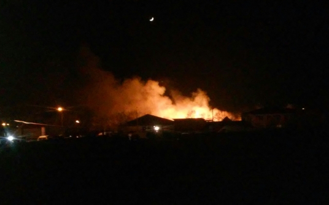 В спальном районе Запорожья - сильный пожар Фото № 6 В спальном районе Запорожья - сильный пожар Фото № 6
