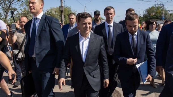 Владимир Зеленский дал мэру Запорожья три месяца на решение проблем Фото № 0 Владимир Зеленский дал мэру Запорожья три месяца на решение проблем Фото № 0