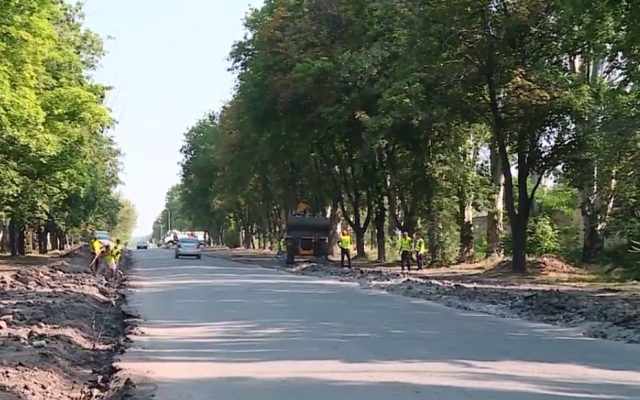Запорожцам показали дорогу в аэропорт (ВИДЕО) Фото № 0 Запорожцам показали дорогу в аэропорт (ВИДЕО) Фото № 0
