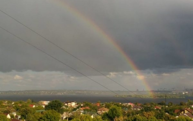 Запорожцы в сети делятся снимками удивительной радуги над городом (ФОТО, ВИДЕО) Фото № 7 Запорожцы в сети делятся снимками удивительной радуги над городом (ФОТО, ВИДЕО) Фото № 7