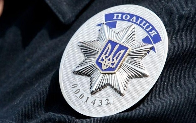 Из силовиков в бизнес: экс-начальник полиции открыл магазин в служебной квартире (ФОТО) Фото № 0 Из силовиков в бизнес: экс-начальник полиции открыл магазин в служебной квартире (ФОТО) Фото № 0