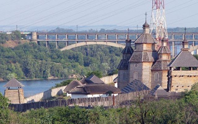 Почему запорожцы едут из города Фото № 0 Почему запорожцы едут из города Фото № 0