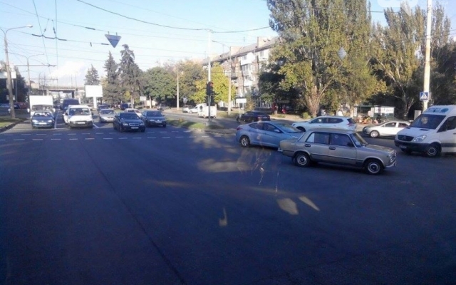 В День города Запорожье стало днем пробок и ДТП Фото № 3 В День города Запорожье стало днем пробок и ДТП Фото № 3