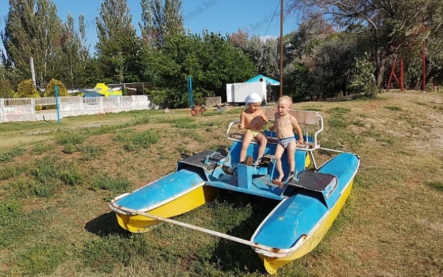 Появилось видео отдыха на бердянской Слободке Фото № 10 Появилось видео отдыха на бердянской Слободке Фото № 10