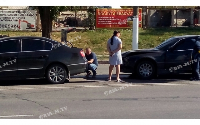 В Запорожской области столкнулись иномарки (ФОТО) Фото № 1 В Запорожской области столкнулись иномарки (ФОТО) Фото № 1
