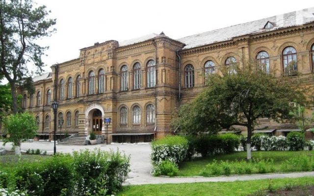 Запорожский университет признан одним из самых красивых в Украине (ФОТО) Фото № 1 Запорожский университет признан одним из самых красивых в Украине (ФОТО) Фото № 1
