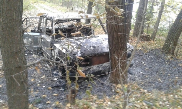 В лесополосе Запорожья нашли сгоревший ВАЗ Фото № 0 В лесополосе Запорожья нашли сгоревший ВАЗ Фото № 0