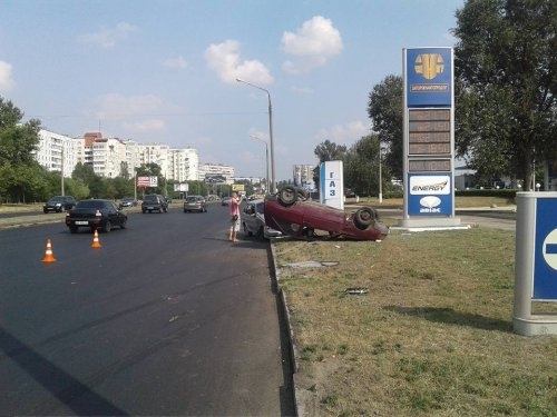 В Запорожье на Набережной магистрали произошло ДТП Фото № 0 В Запорожье на Набережной магистрали произошло ДТП Фото № 0