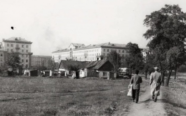 В социальной сети показали Запорожье 1950-х годов (ФОТО) Фото № 3 В социальной сети показали Запорожье 1950-х годов (ФОТО) Фото № 3
