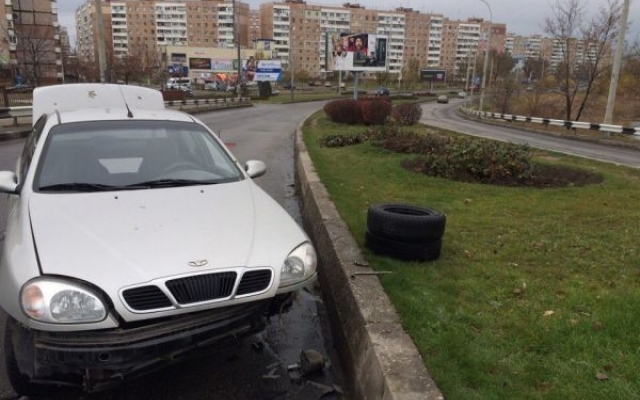 В Запорожье разыскивают виновника ДТП Фото № 0 В Запорожье разыскивают виновника ДТП Фото № 0