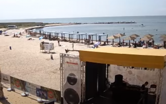 Пляжи запорожских курортов забиты отдыхающими (ФОТО) Фото № 4 Пляжи запорожских курортов забиты отдыхающими (ФОТО) Фото № 4
