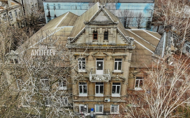 В сети опубликовали уникальные фото старинного особняка в Запорожье Фото № 4 В сети опубликовали уникальные фото старинного особняка в Запорожье Фото № 4