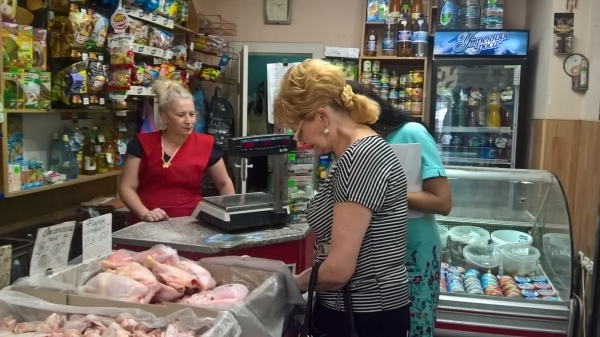 В Запорожье продавцы массово пишут объяснительные (ФОТО) Фото № 3 В Запорожье продавцы массово пишут объяснительные (ФОТО) Фото № 3