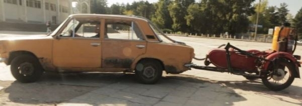 Запорожский «кулибин» заставил свой автомобиль ездить на дровах Фото № 0 Запорожский «кулибин» заставил свой автомобиль ездить на дровах Фото № 0