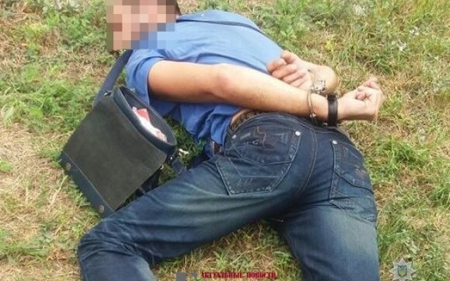 В Запорожье задержана дерзкая банда, ограбившая 12 квартир (ФОТО) Фото № 3 В Запорожье задержана дерзкая банда, ограбившая 12 квартир (ФОТО) Фото № 3