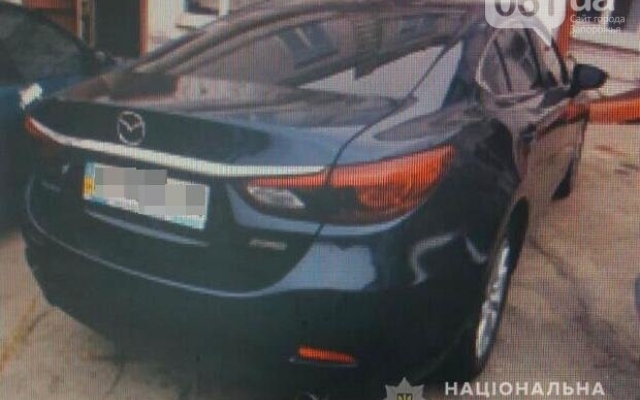 В Запорожье угнали «Porsche Cayenne», «Mazda 6» и «Peugeot» (ФОТО) Фото № 1 В Запорожье угнали «Porsche Cayenne», «Mazda 6» и «Peugeot» (ФОТО) Фото № 1