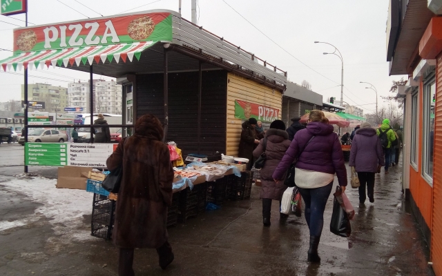 Власти Запорожья продолжают бороться со стихийной торговлей Фото № 0 Власти Запорожья продолжают бороться со стихийной торговлей Фото № 0