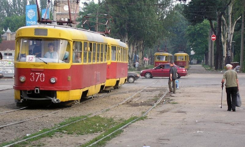 В Запорожье два месяца не будут ходить некоторые трамваи