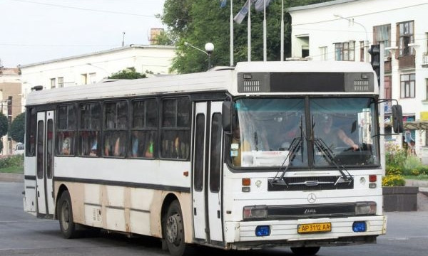 "Сама смерть туда не зайдет, ибо задохнется" - запорожец раскритиковал автобусы на Бабурку