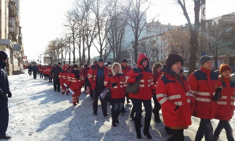 Смотрите: митинг запорожских медиков возле ОГА
