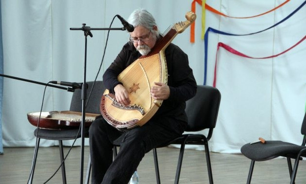 Сегодня в Запорожье выступит уникальный музыкант (ВИДЕО)