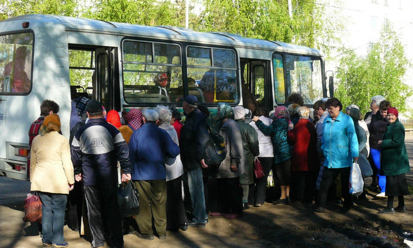 Узнайте расписание: в Запорожье пустят дачные автобусы