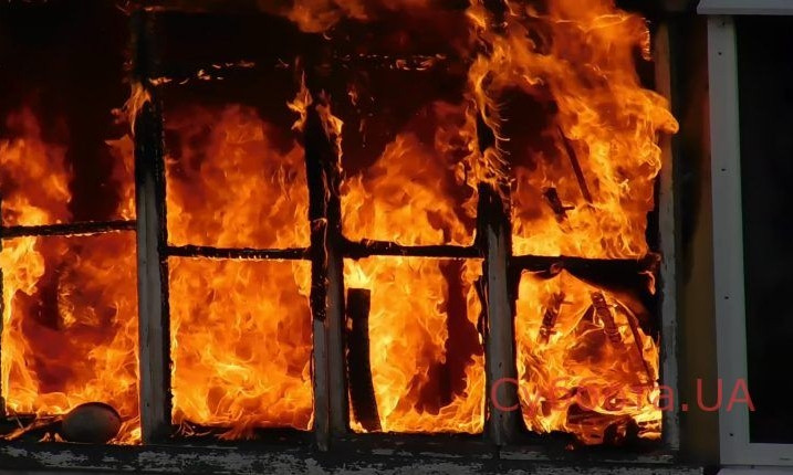 В Запорожской области загорелся жилой дом (ФОТО)