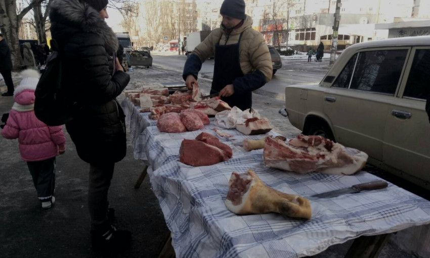 В Запорожье "под прицел" попали торговцы мясом (ФОТО)
