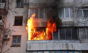 В Коммунарском районе сгорела квартира