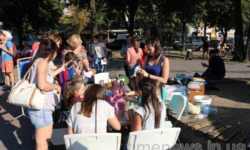 Сморите: Как проходит в Запорожье "Добрый базар" (ФОТО)