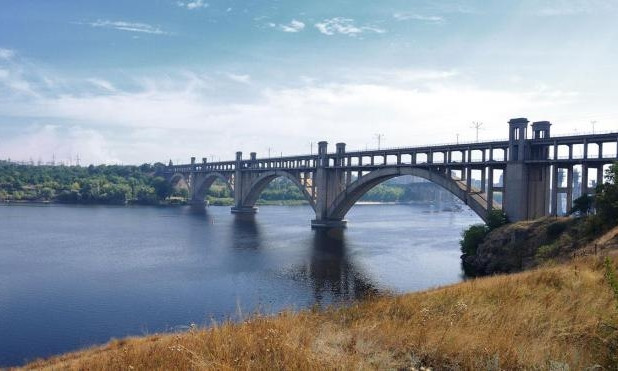 Япония выделит кредит на строительство моста в Запорожье